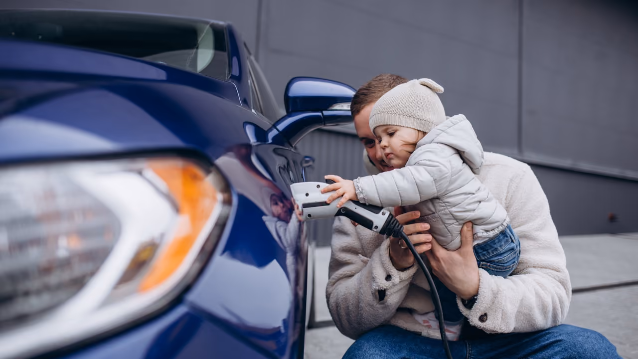 Five Ways Smart Tech Powers Electric Cars